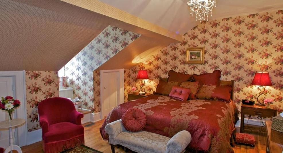 Maplehurst Manor Bed and Breakfast Brockville Pokój zdjęcie